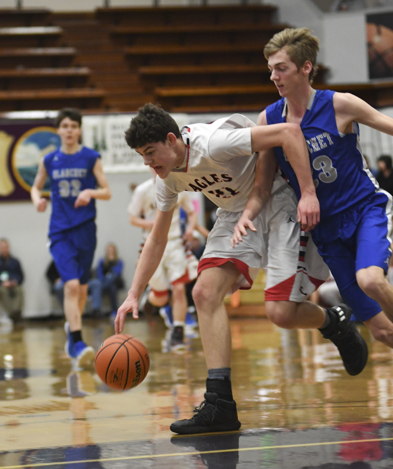 Santiam Christian falls to Blanchet Catholic, places fifth